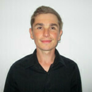 Julien Lacoue-Labarthe Bénéjacq, , Troubles hormonaux